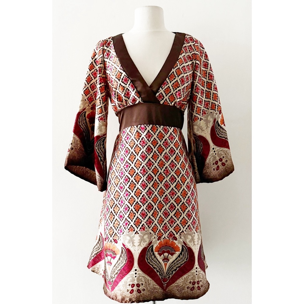 Vintage Y2K Forever 21 Boho Tie Waist Satin Kimono Dress Size Medium (M)